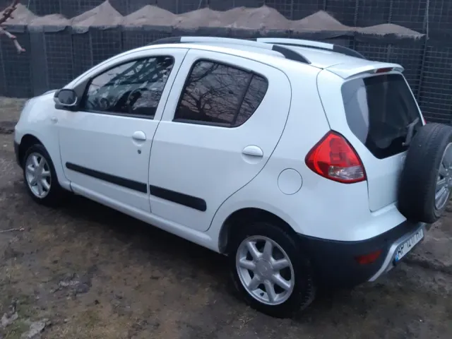 Geely LC (Panda) Cross - фото 3