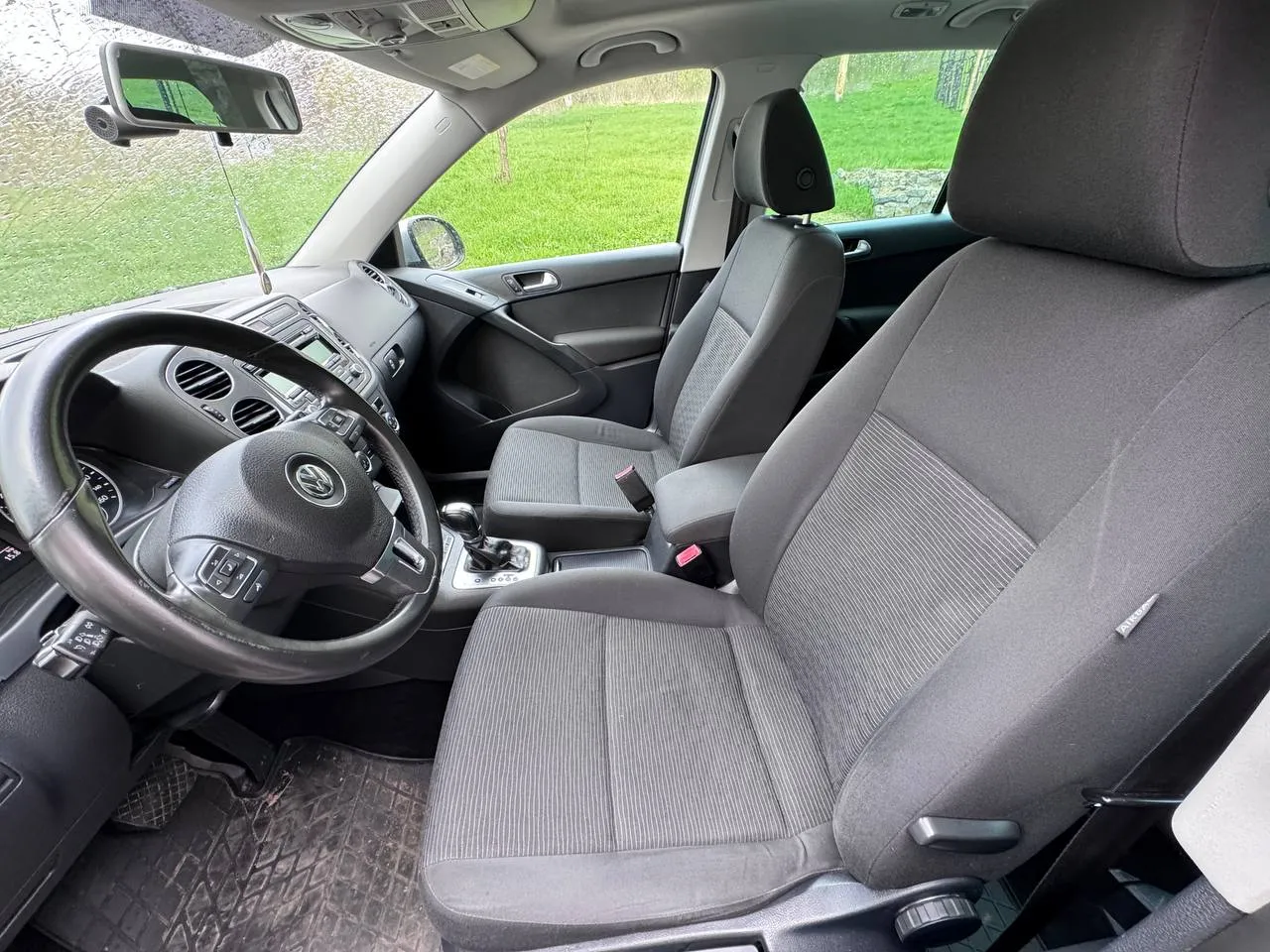 Volkswagen Tiguan - фото 12