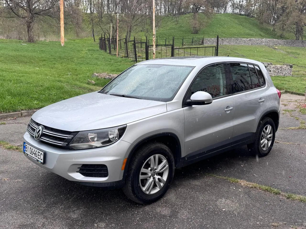 Volkswagen Tiguan - фото 8