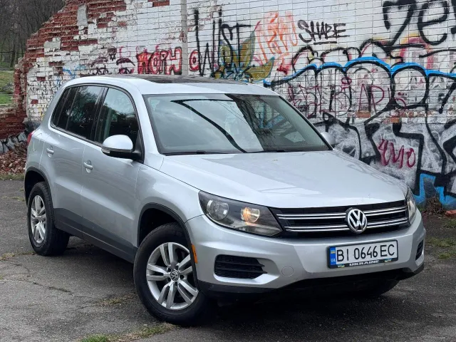Volkswagen Tiguan - фото 1