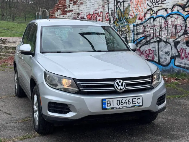 Volkswagen Tiguan - фото 2