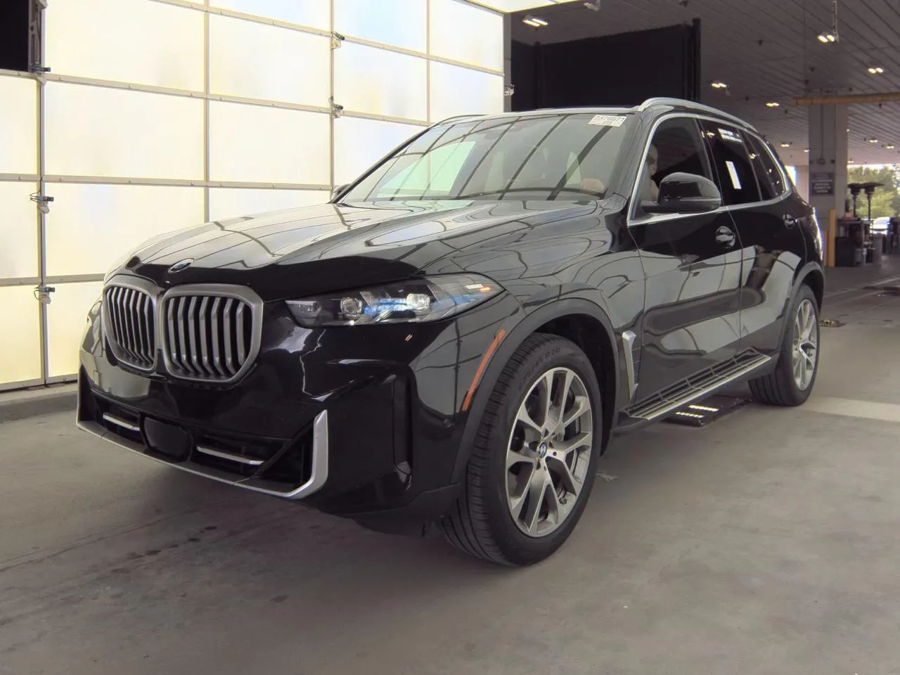 BMW X5 - фото 1