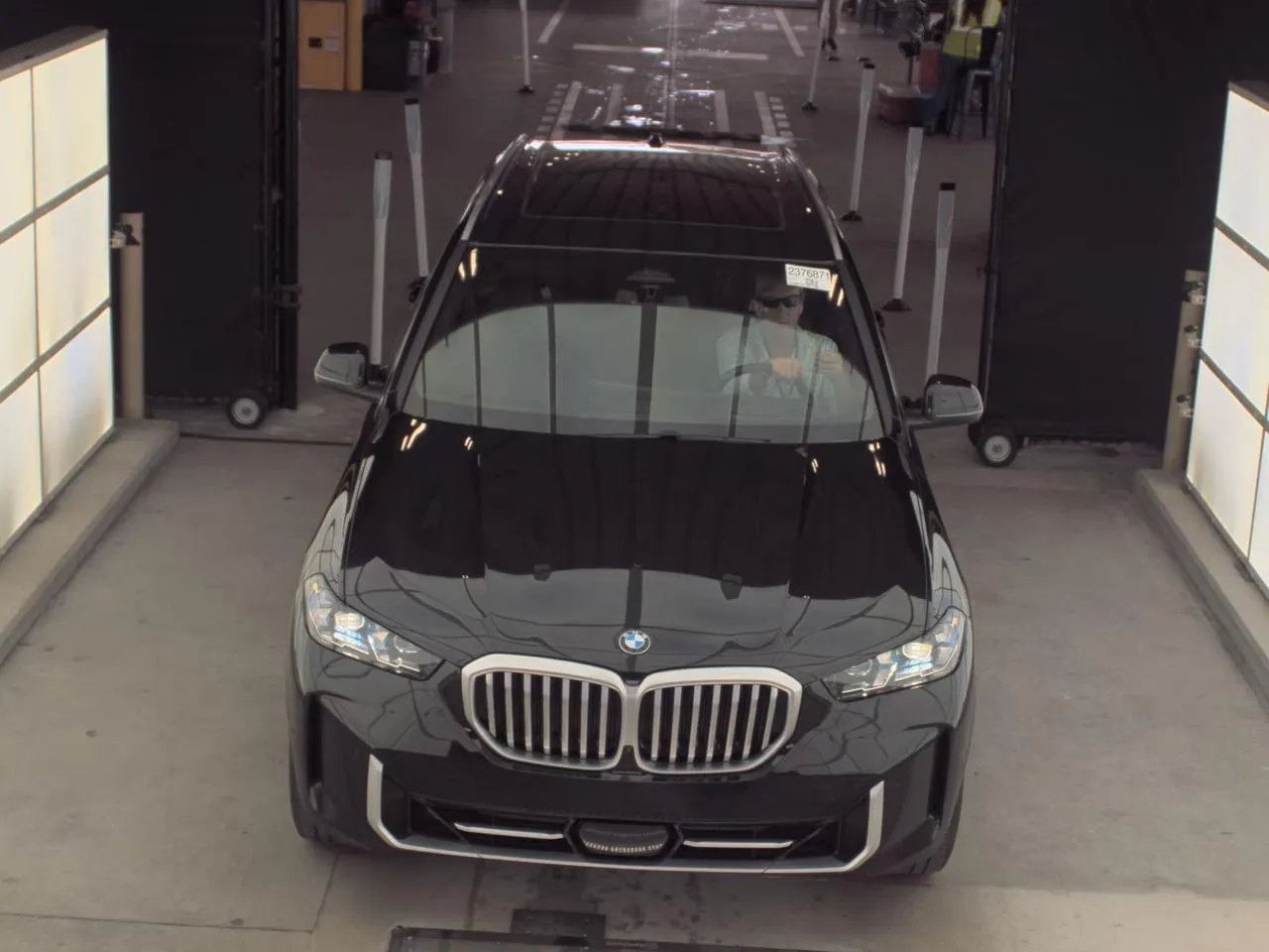 BMW X5 - фото 2