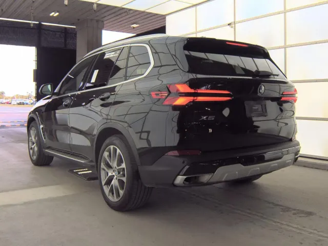 BMW X5 - фото 5