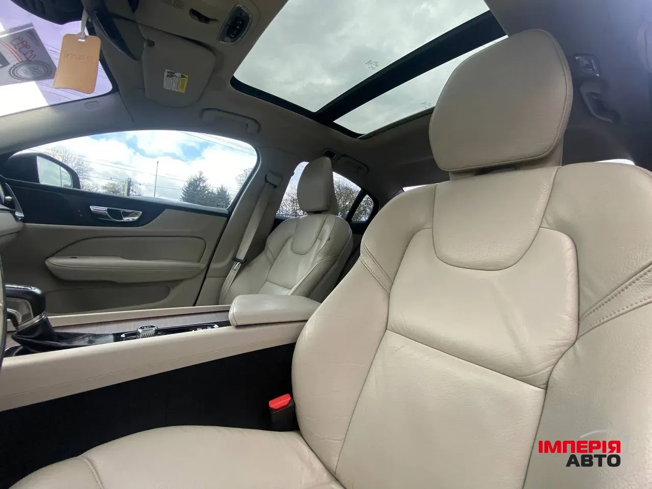 Volvo S60 - фото 16