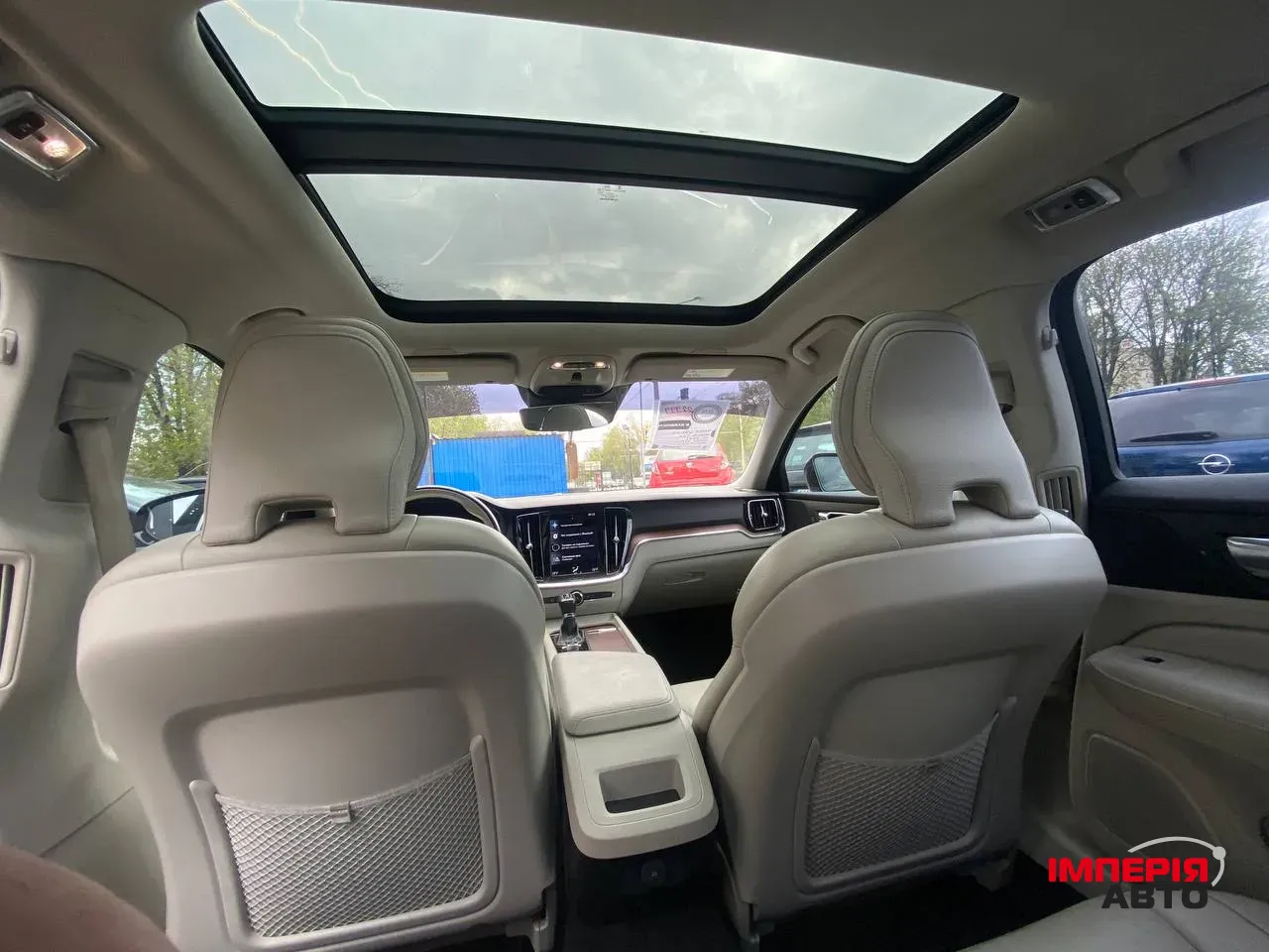 Volvo S60 - фото 19