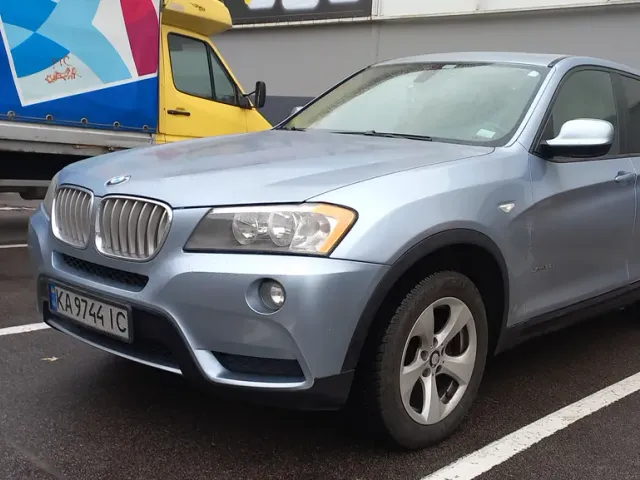 BMW X3 - фото 1