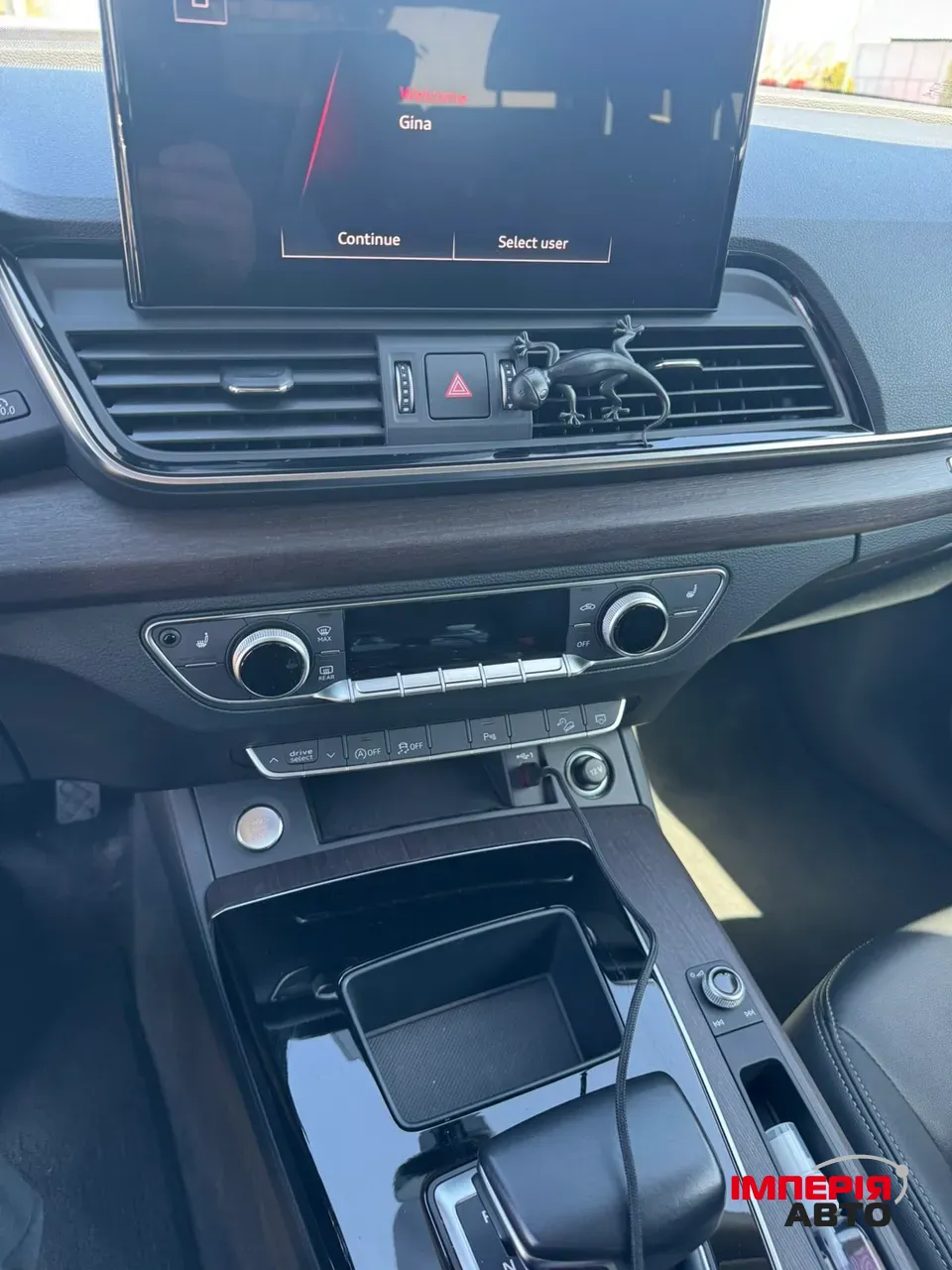 Audi Q5 - фото 15