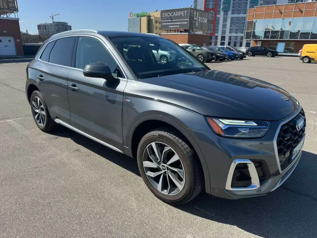 Audi Q5 - фото 4