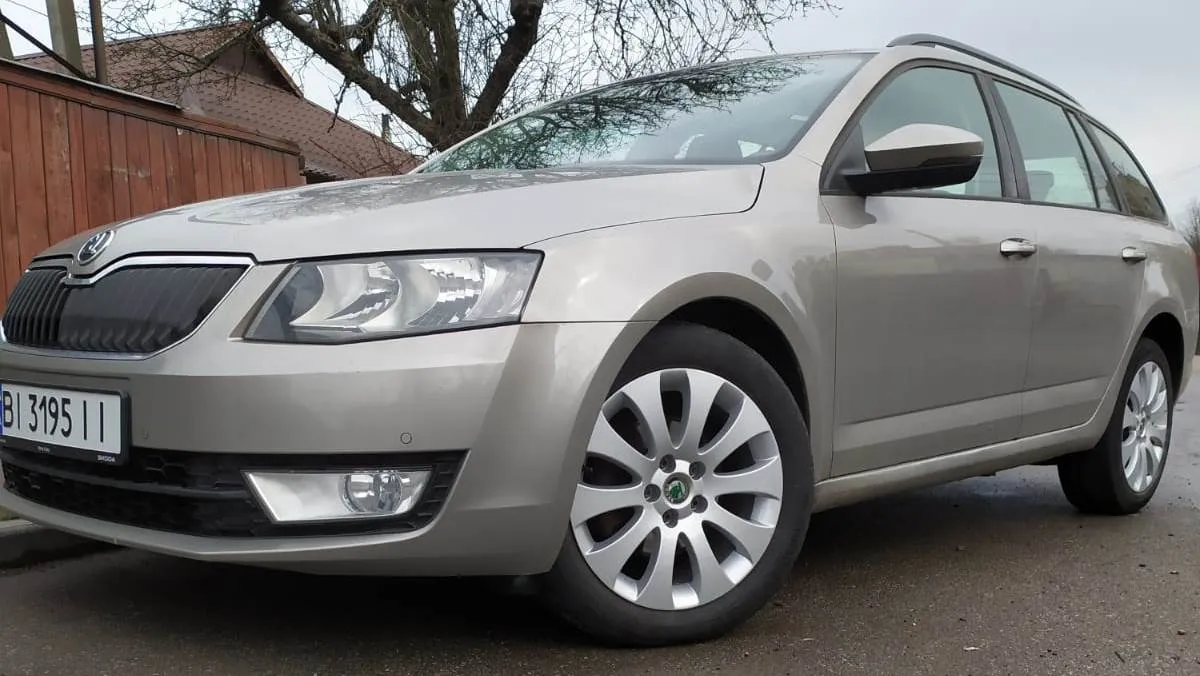 Skoda Octavia - фото 12