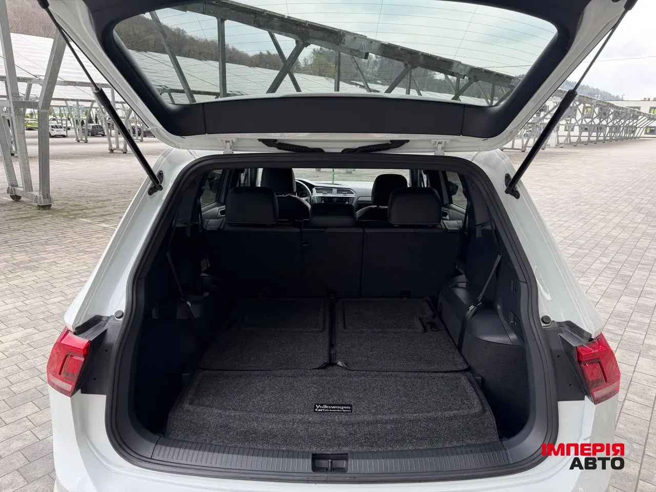 Volkswagen Tiguan - фото 25