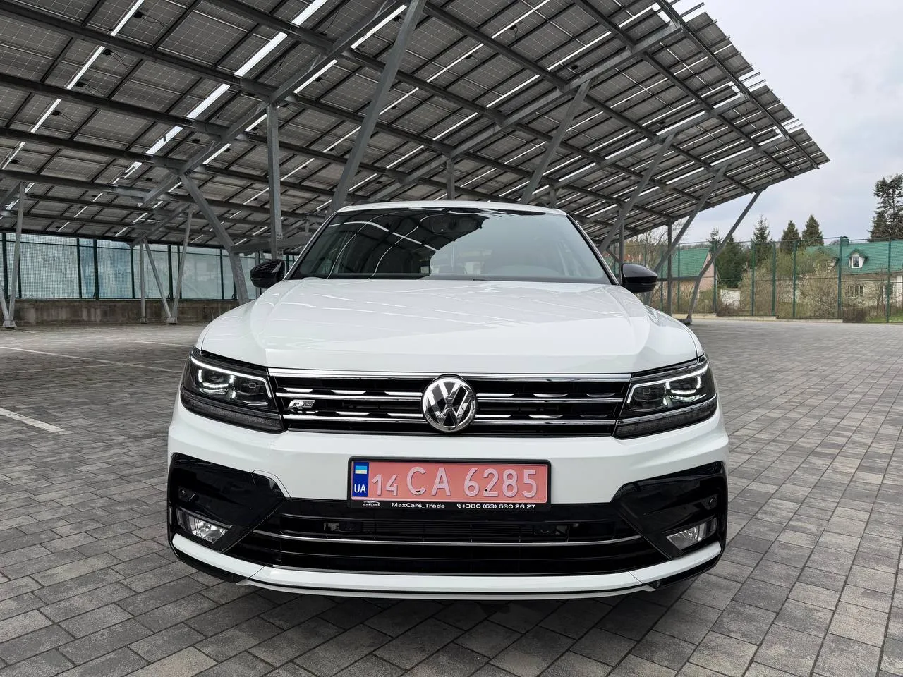 Volkswagen Tiguan - фото 9