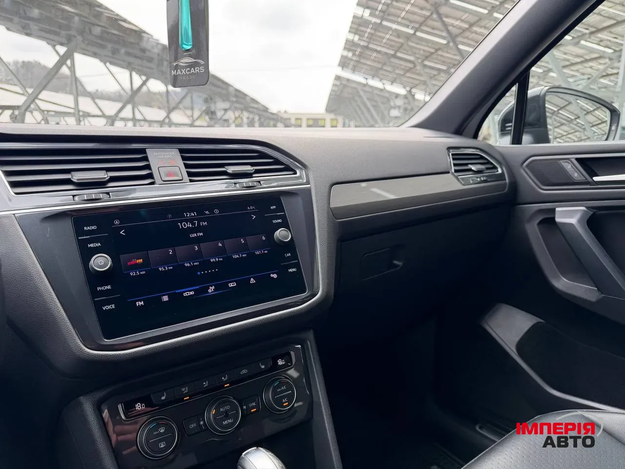 Volkswagen Tiguan - фото 38