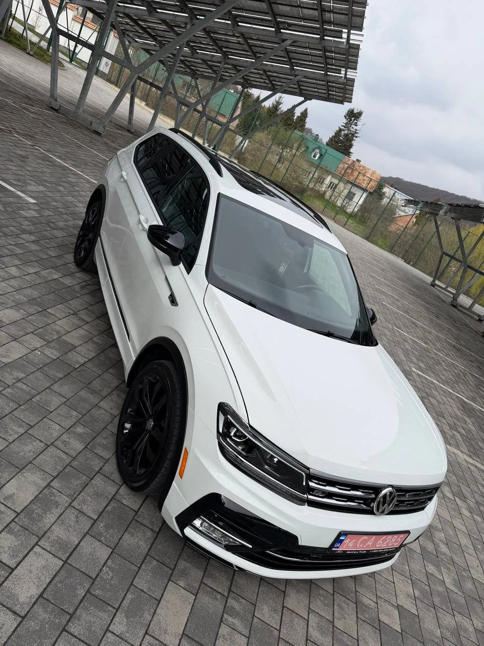 Volkswagen Tiguan - фото 11