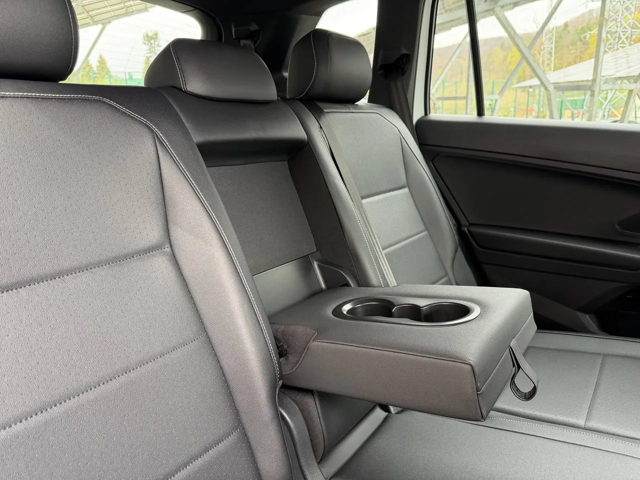 Volkswagen Tiguan - фото 29