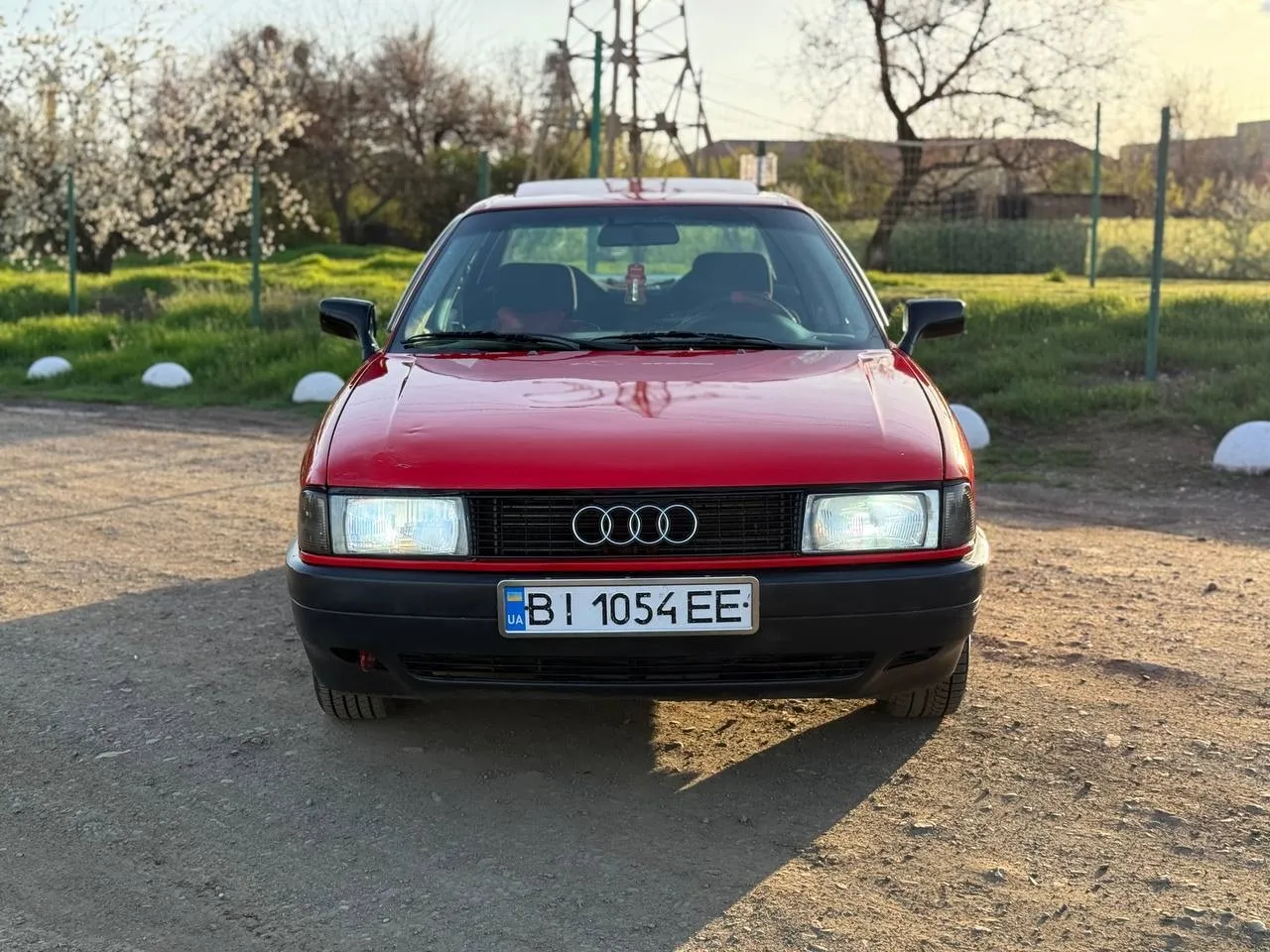 Audi 80 - фото 1