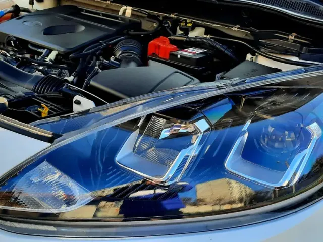 Ford Kuga - фото 4