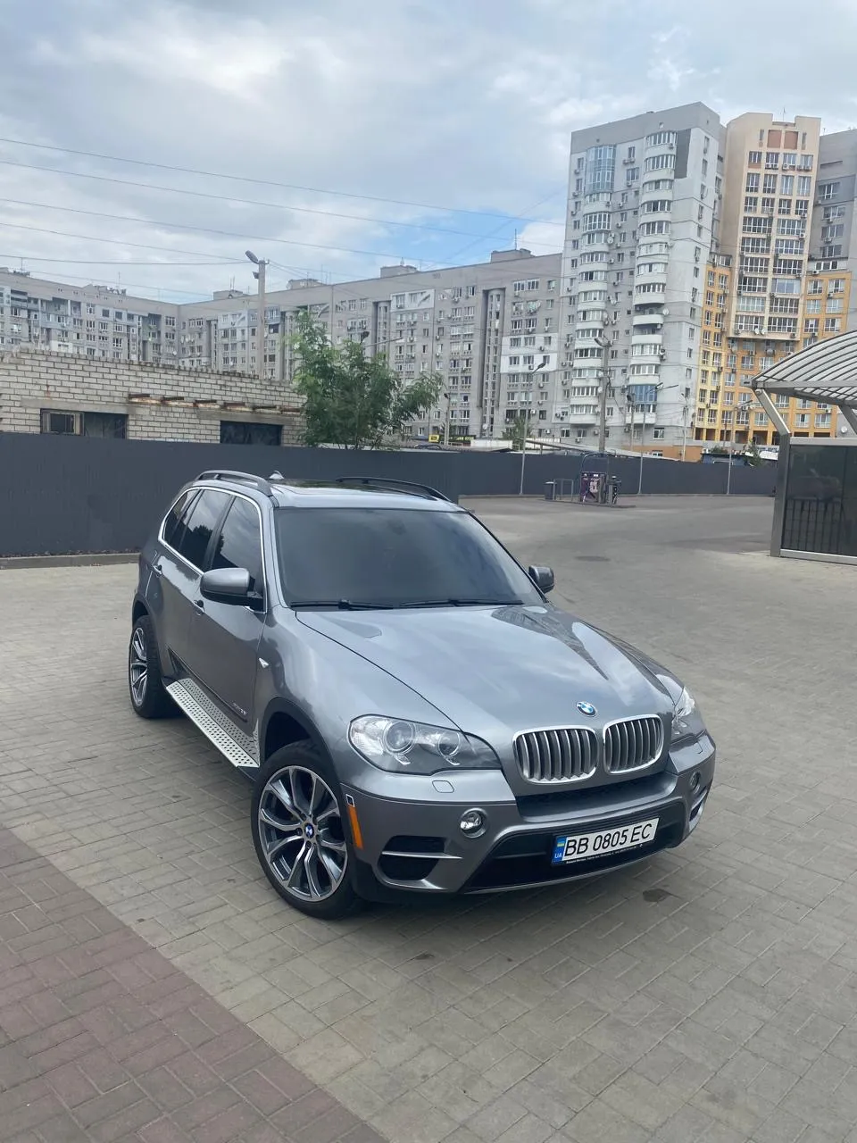 BMW X5 - фото 6