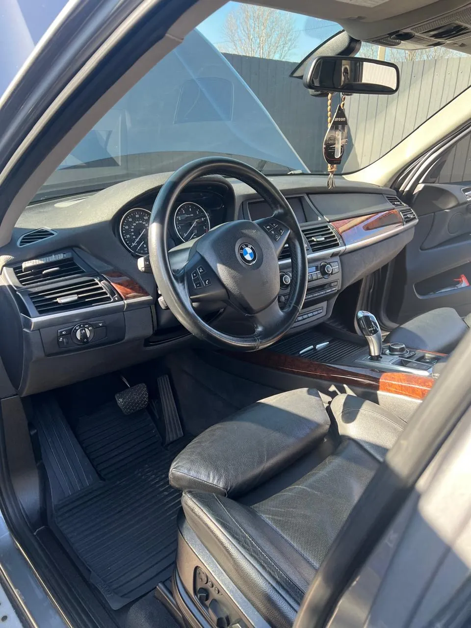 BMW X5 - фото 29