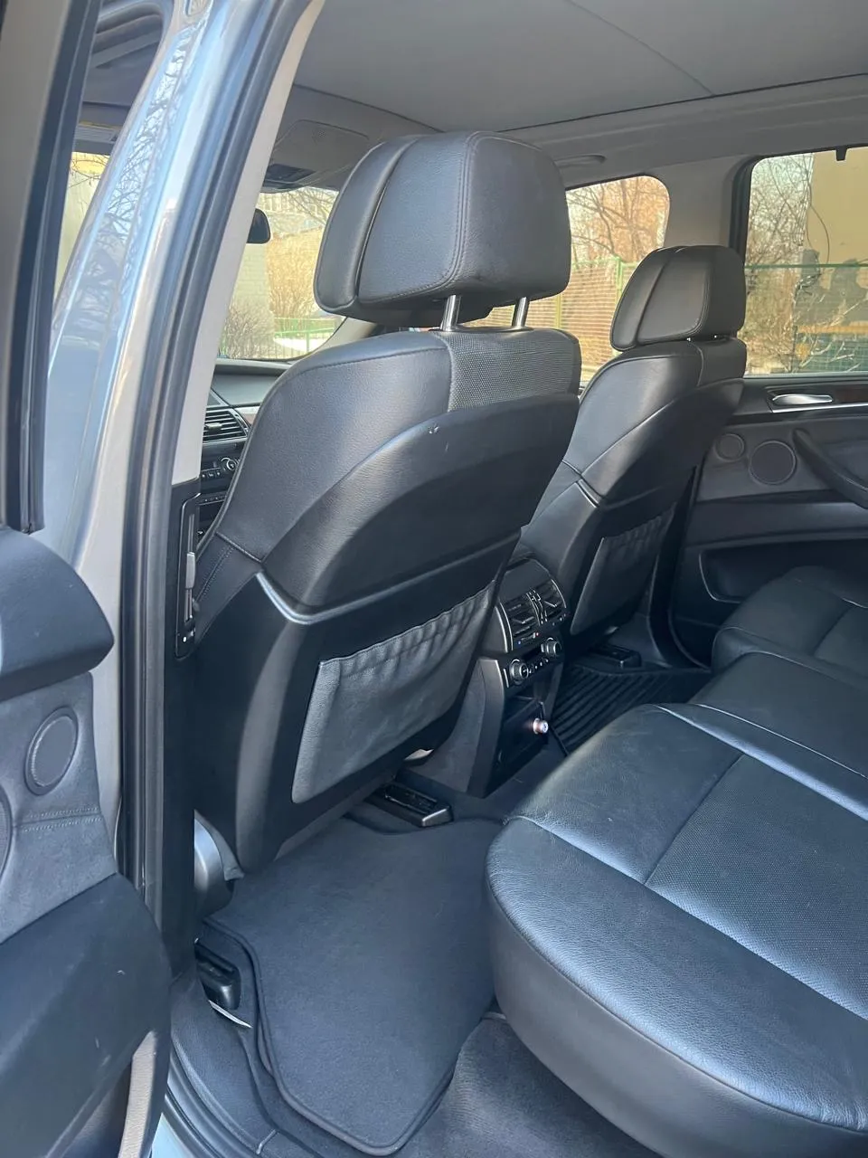 BMW X5 - фото 36