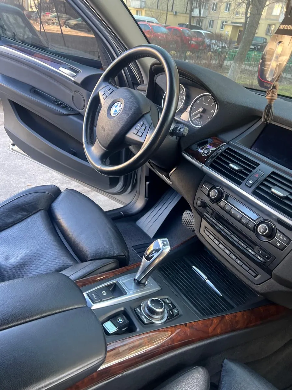 BMW X5 - фото 45