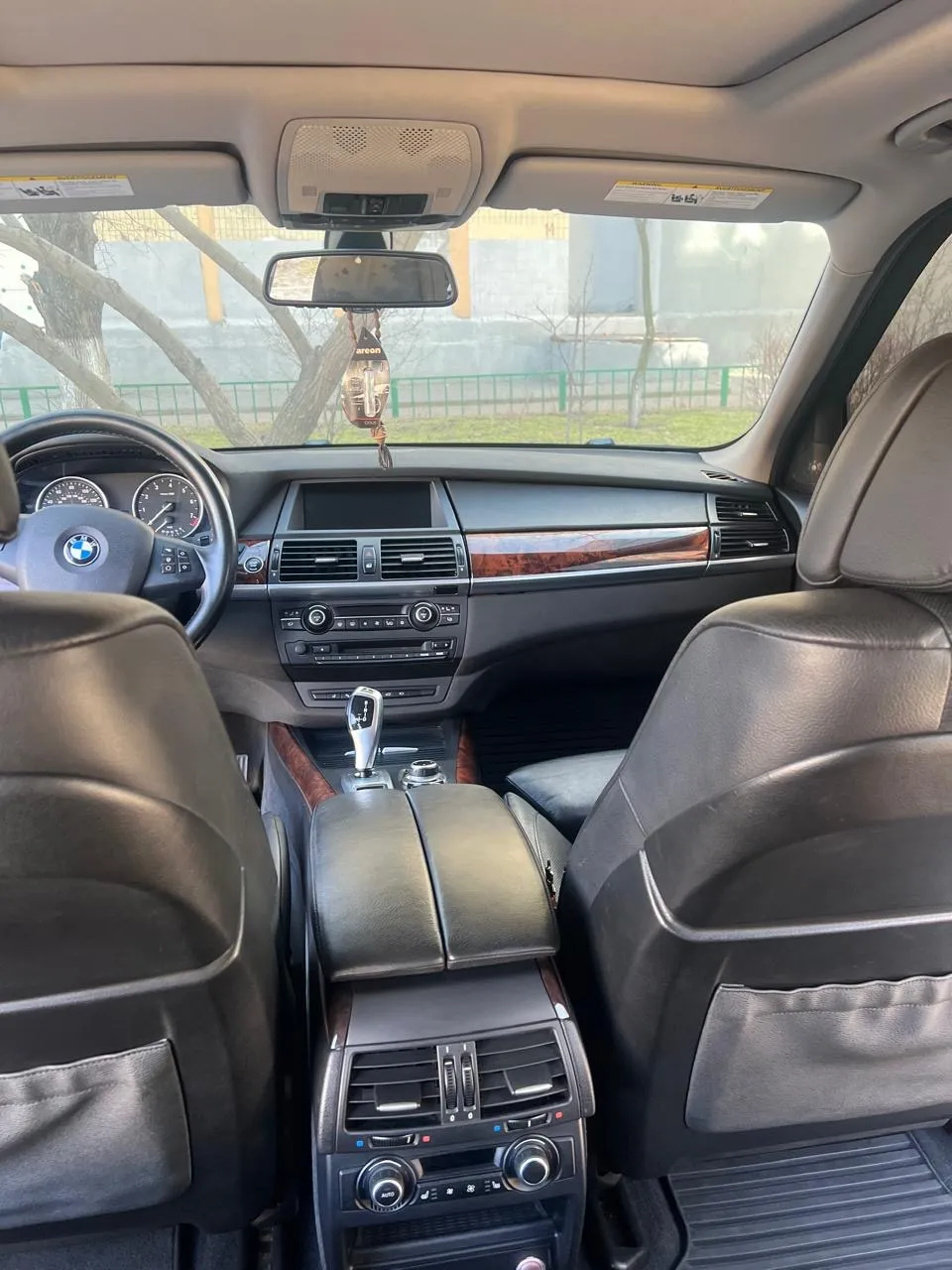 BMW X5 - фото 40