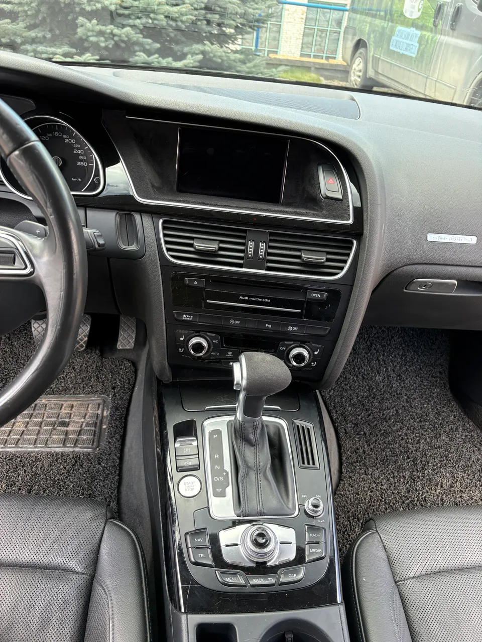 Audi A5 - фото 16