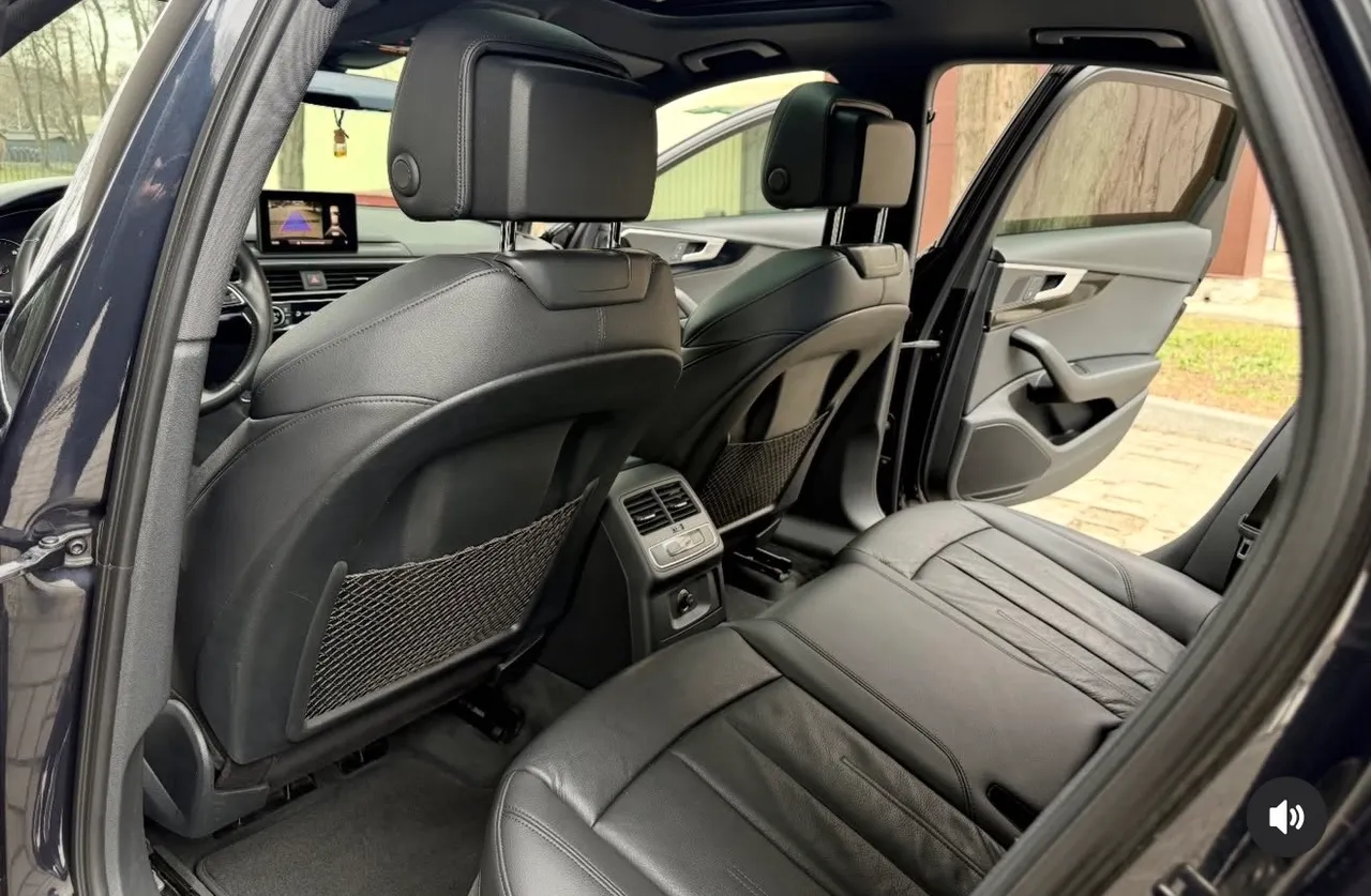 Audi A4 - фото 8