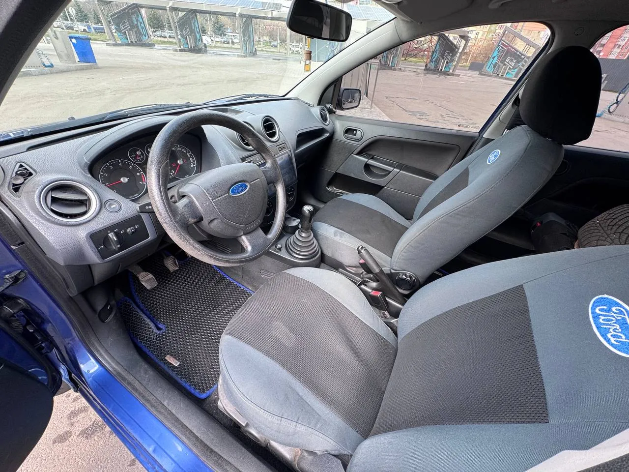 Ford Fiesta ST - фото 15