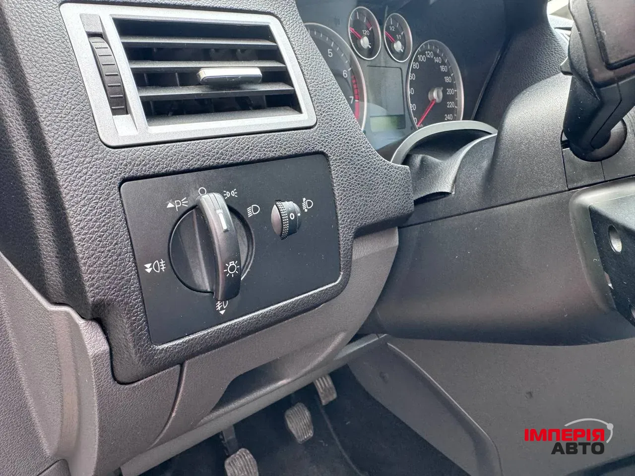 Ford C-MAX - фото 22