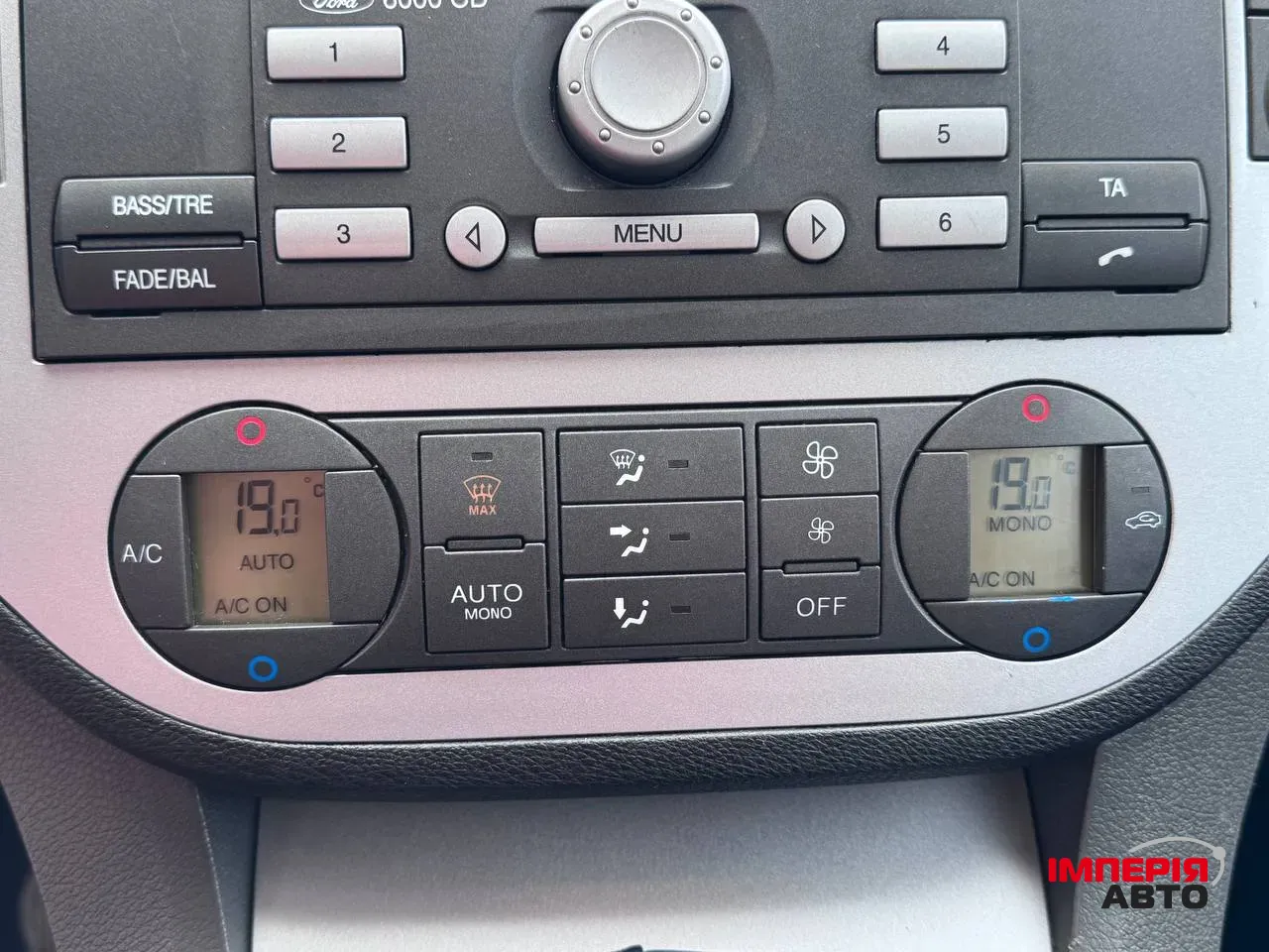 Ford C-MAX - фото 25