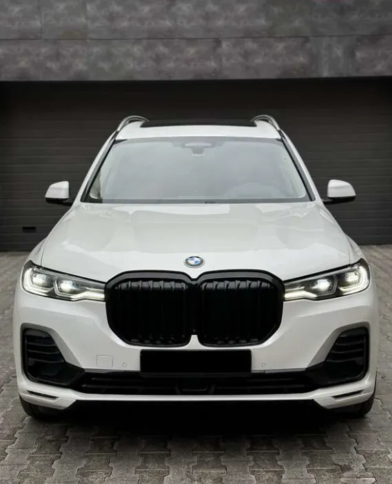 BMW X7 - фото 3