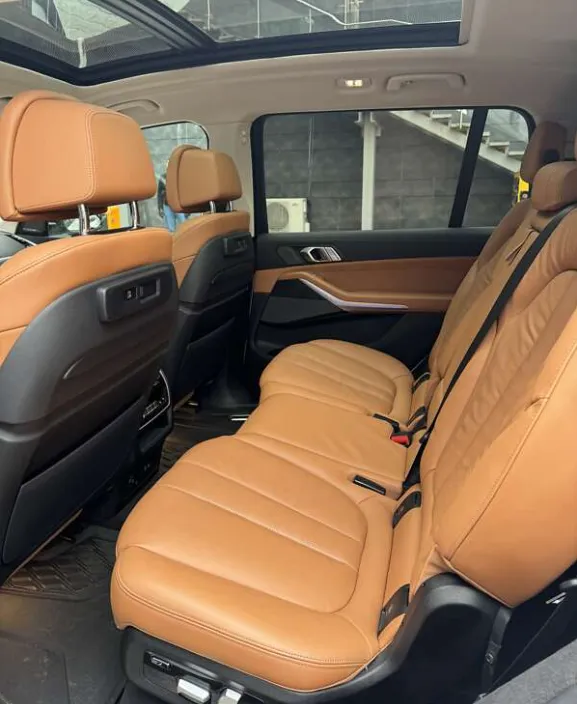 BMW X7 - фото 10