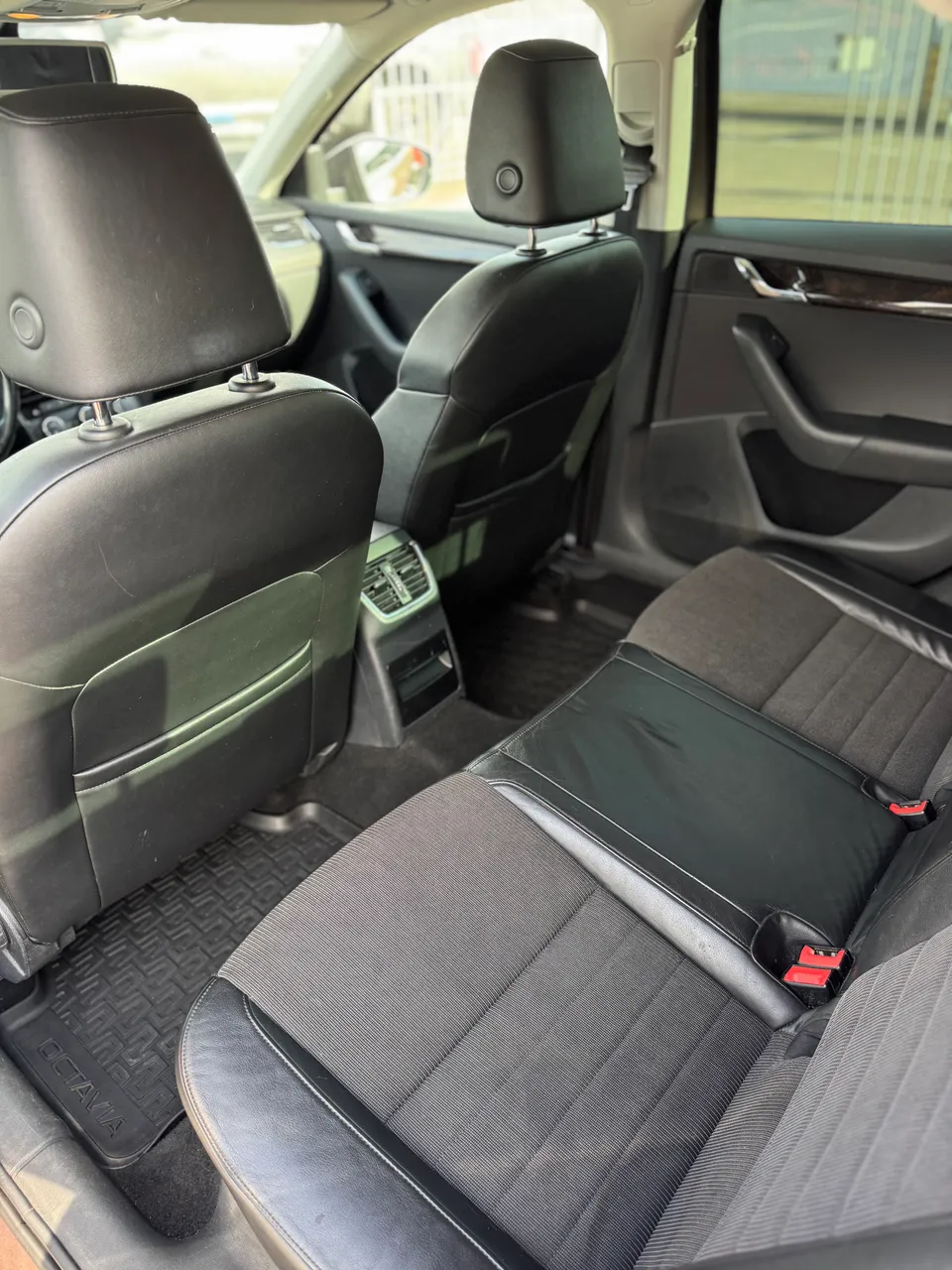 Skoda Octavia - фото 10