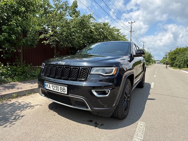 Jeep Grand Cherokee - фото 1