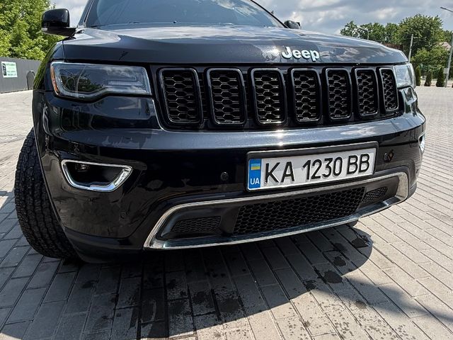 Jeep Grand Cherokee - фото 2
