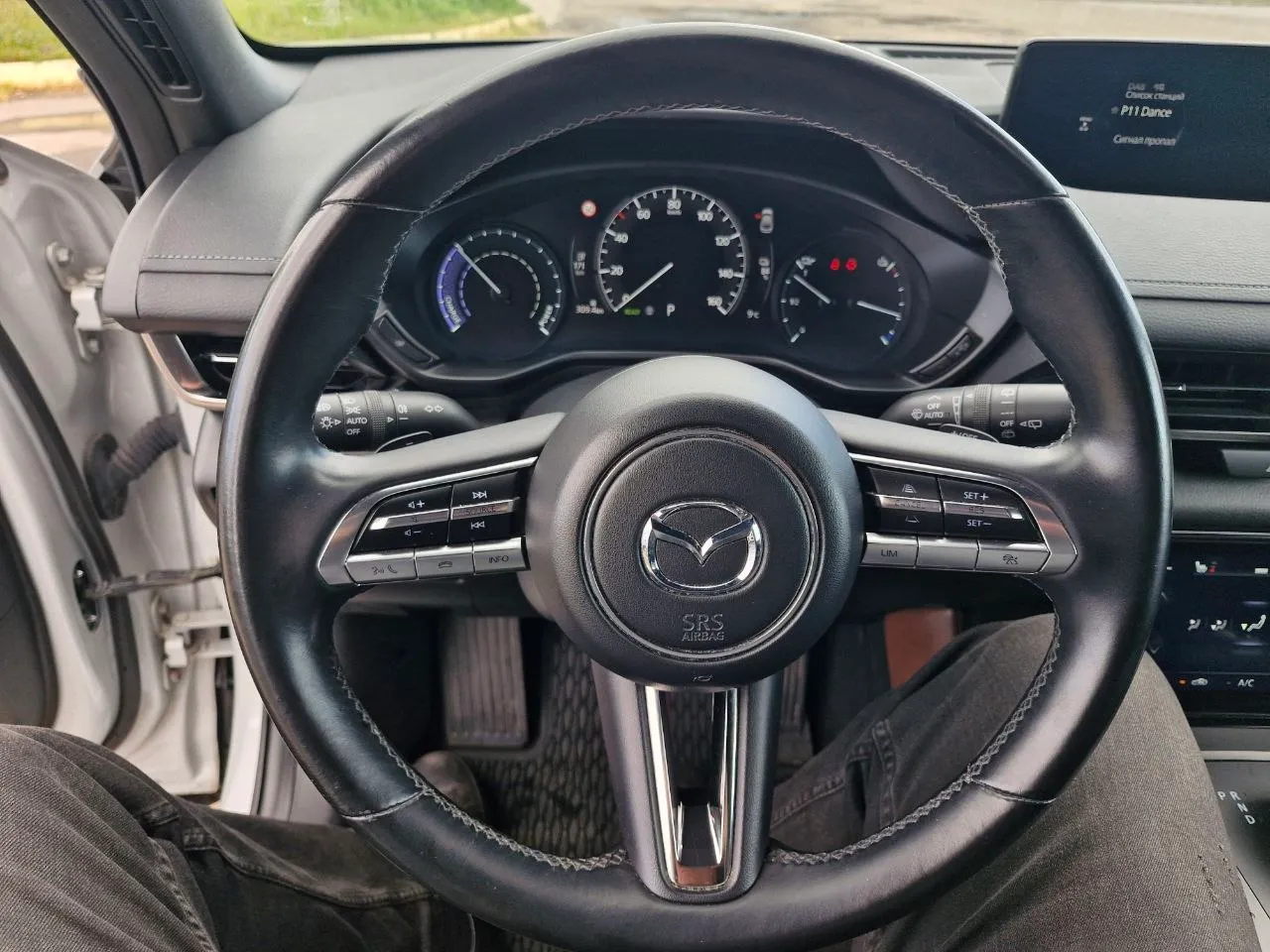 Mazda MX-30 - фото 16