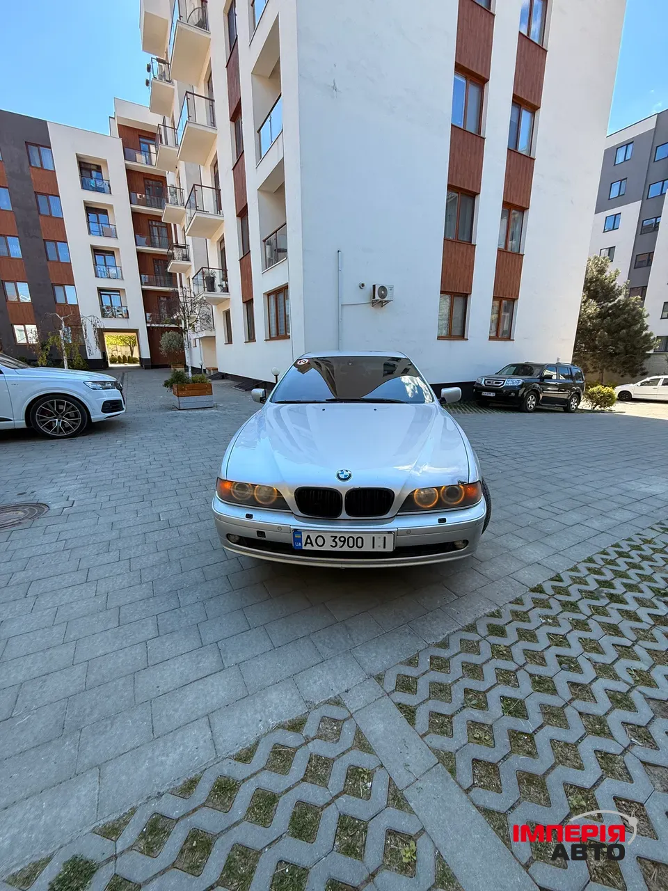 BMW 5 серії - фото 1