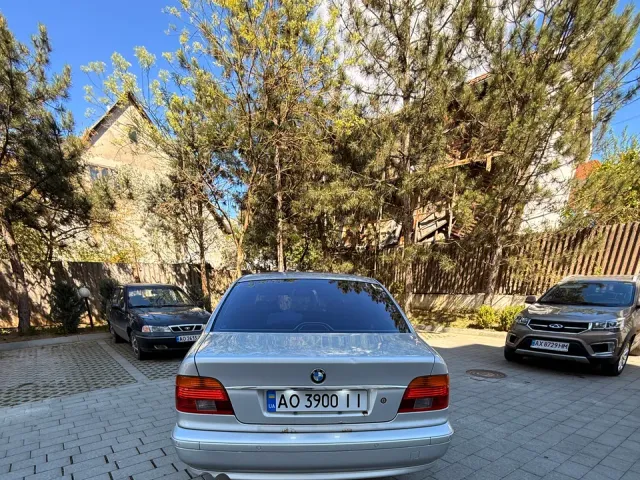 BMW 5 серії - фото 5