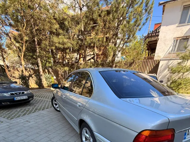 BMW 5 серії - фото 4