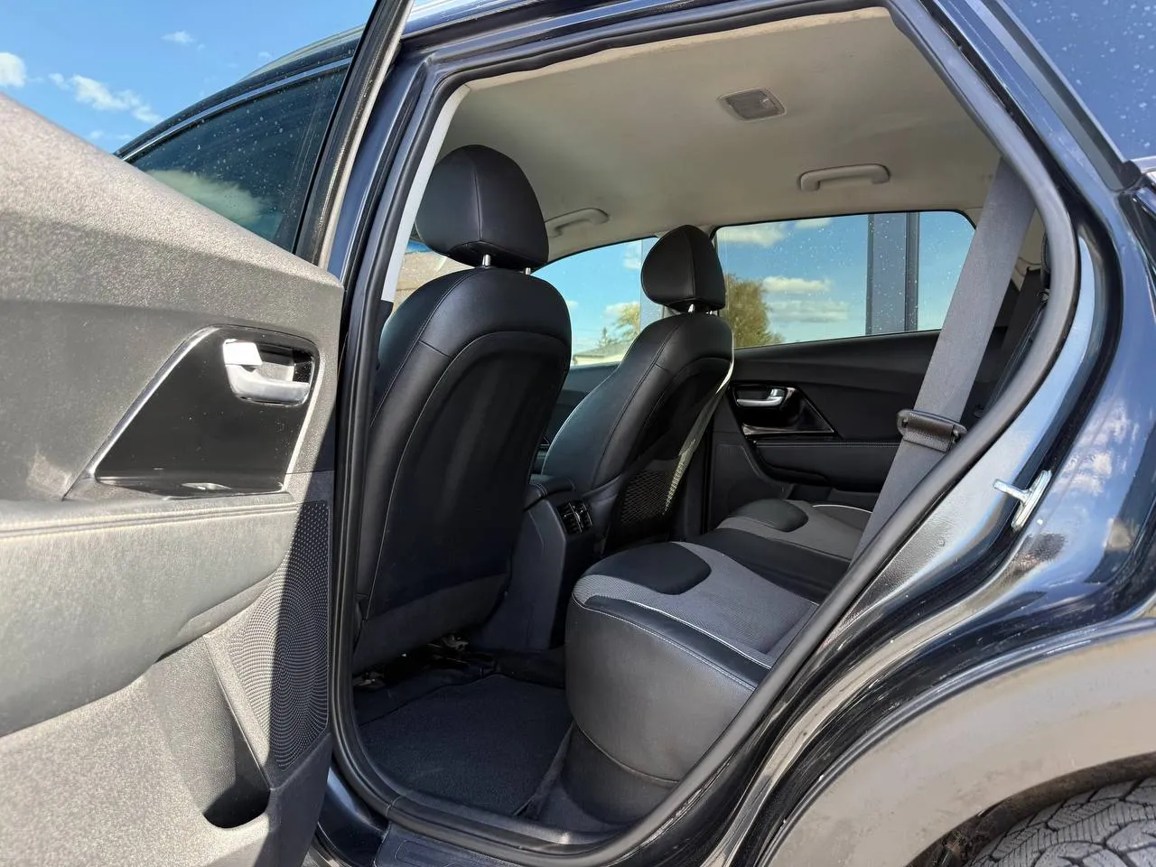 Kia Niro - фото 37