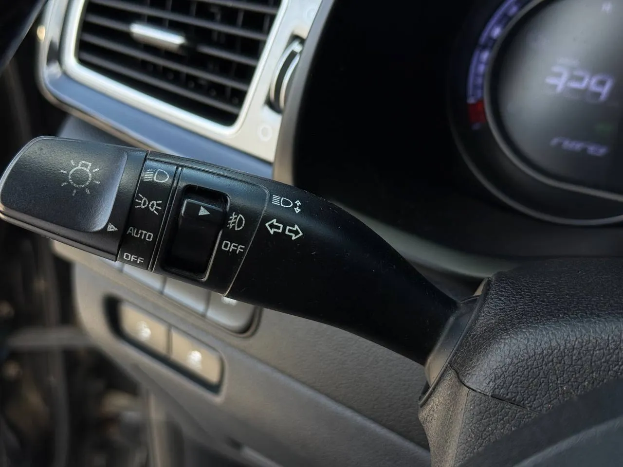 Kia Niro - фото 25