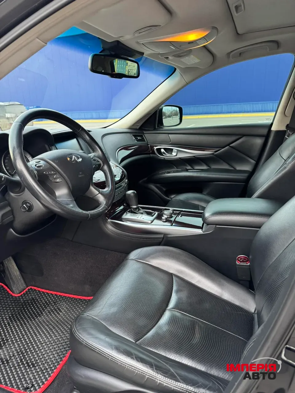 Infiniti M - фото 5