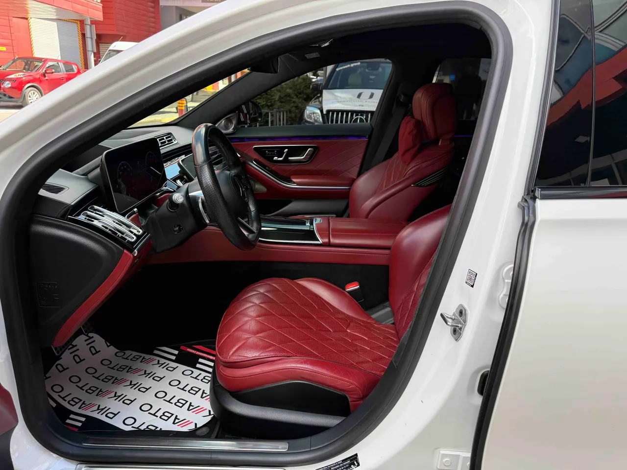 Mercedes-Benz S-Класс - фото 24