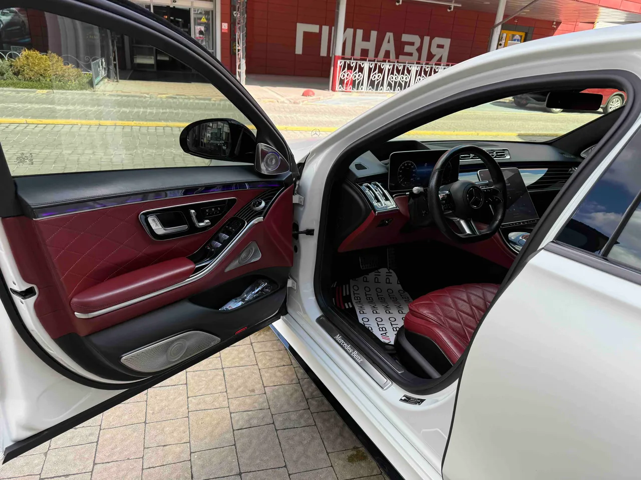 Mercedes-Benz S-Класс - фото 16