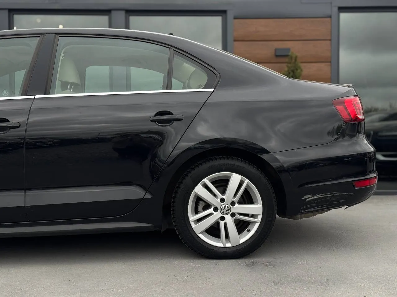 Volkswagen Jetta - фото 14