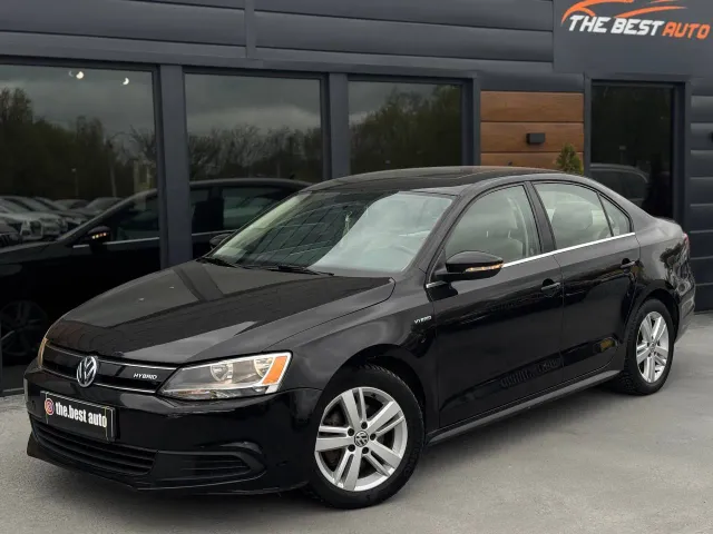 Volkswagen Jetta - фото 1