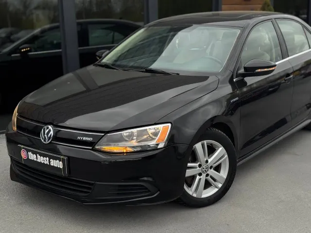 Volkswagen Jetta - фото 3