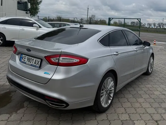 Ford Fusion USA - фото 2