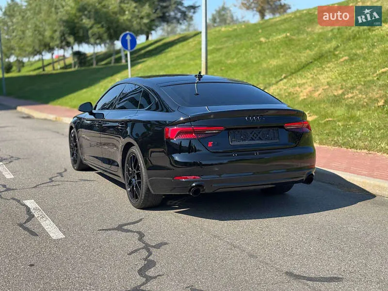 Audi A5 - фото 14